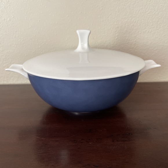 Vintage Thomas Rosenthal Covered Vegetable Serving Bowl Lid Germany 79‎ Blue